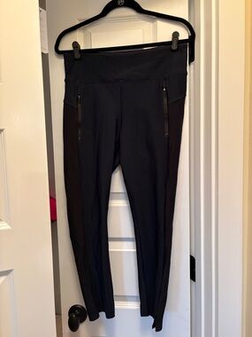 Athleta Black High-Waist Athletic Leggings with Side Mesh Panels